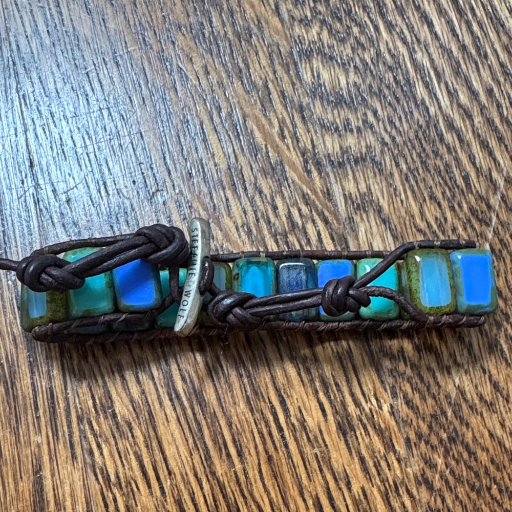 Handcrafted Multicolor Beaded Bracelet - Picture 4 of 5